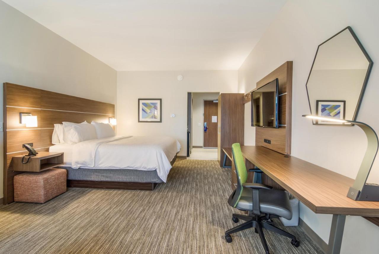Express & - By Ihg 3*